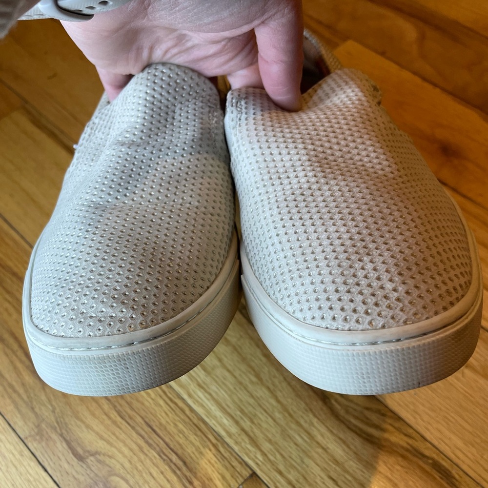 Frye Ivy Diamond Emboss Slip On Shoes 9 - Picture 5 of 9